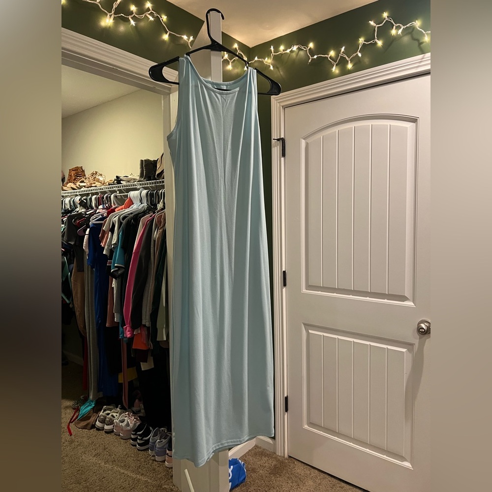 Light Blue Sleeveless Maxi Dress